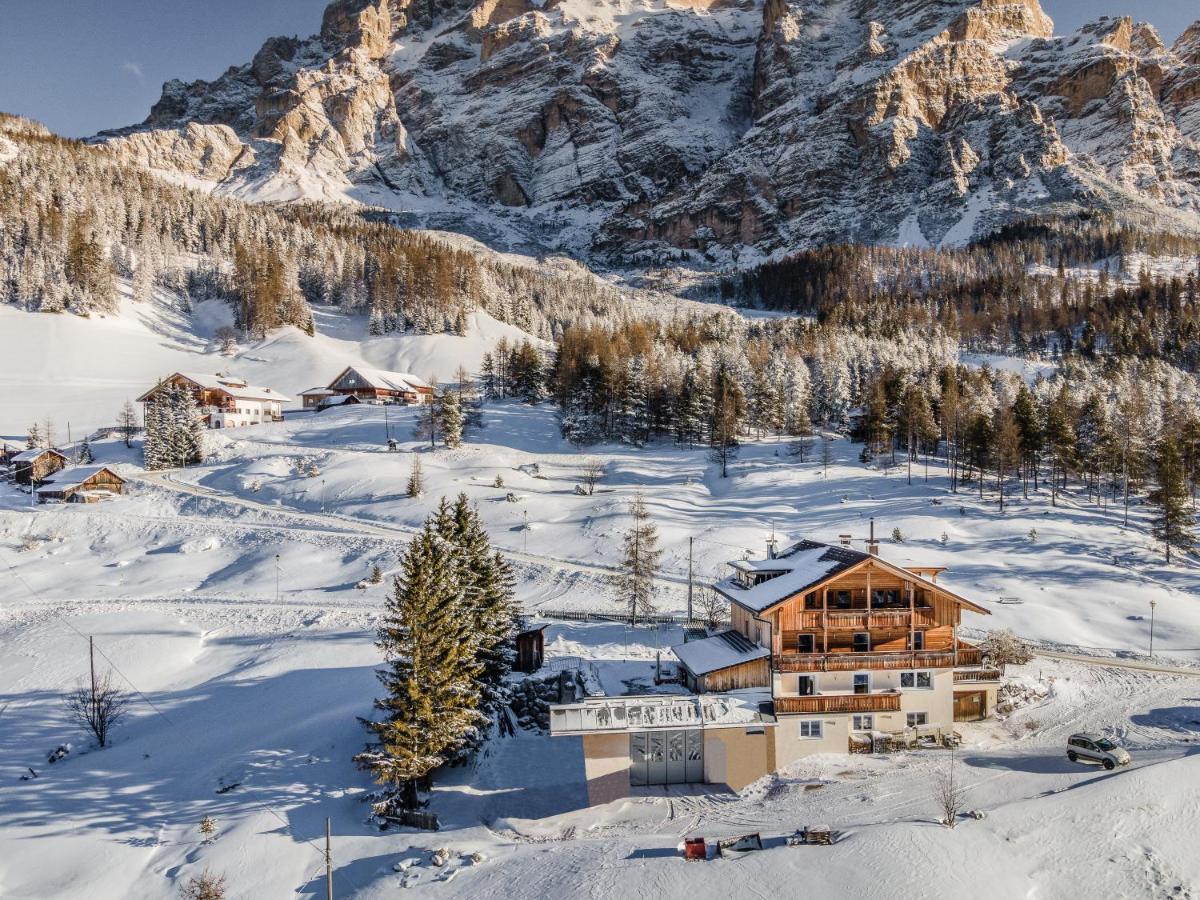 Garni Baita San Cassiano  Exterior foto